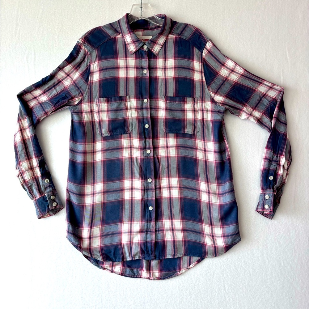 Mossimo Supply Co. plaid button up shirt size Medium Boyfriend Fit Rayon